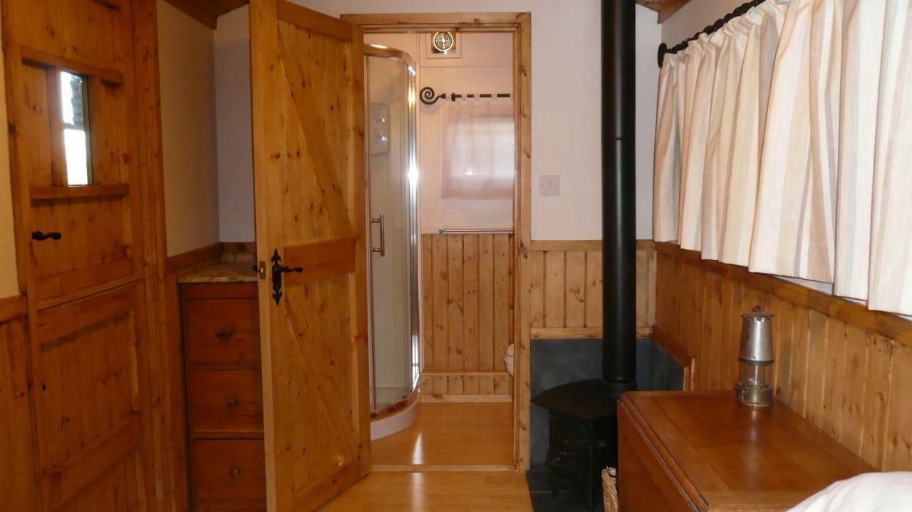 Shepherdshuts-Southeast Hotel แอชฟอร์ด ภายนอก รูปภาพ