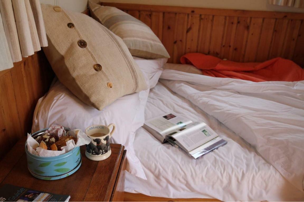 Shepherdshuts-Southeast Hotel แอชฟอร์ด ภายนอก รูปภาพ